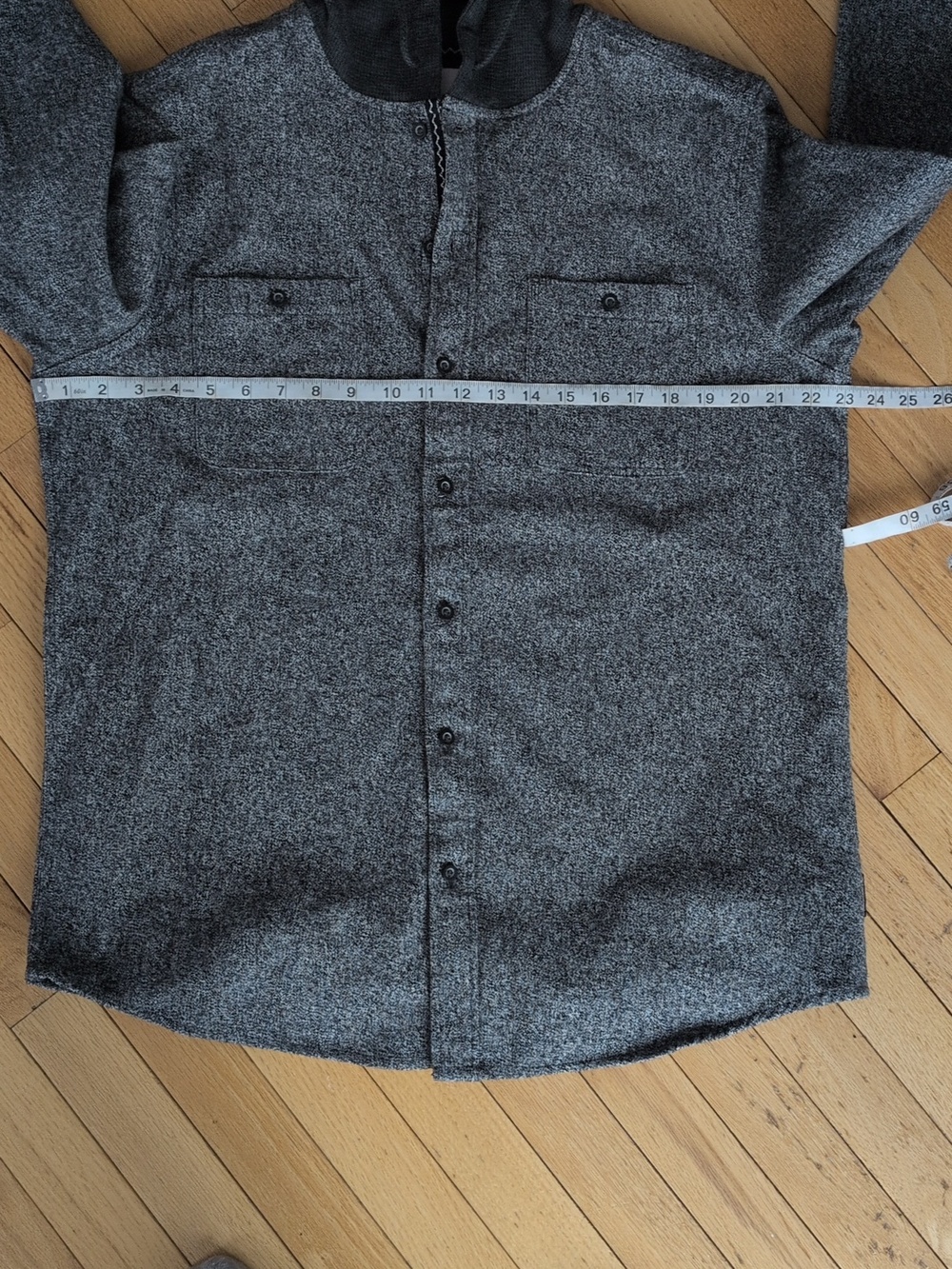 WindRiver men’s hooded flannel shirt jacket Shacket size large EUC - Picture 5 of 9
